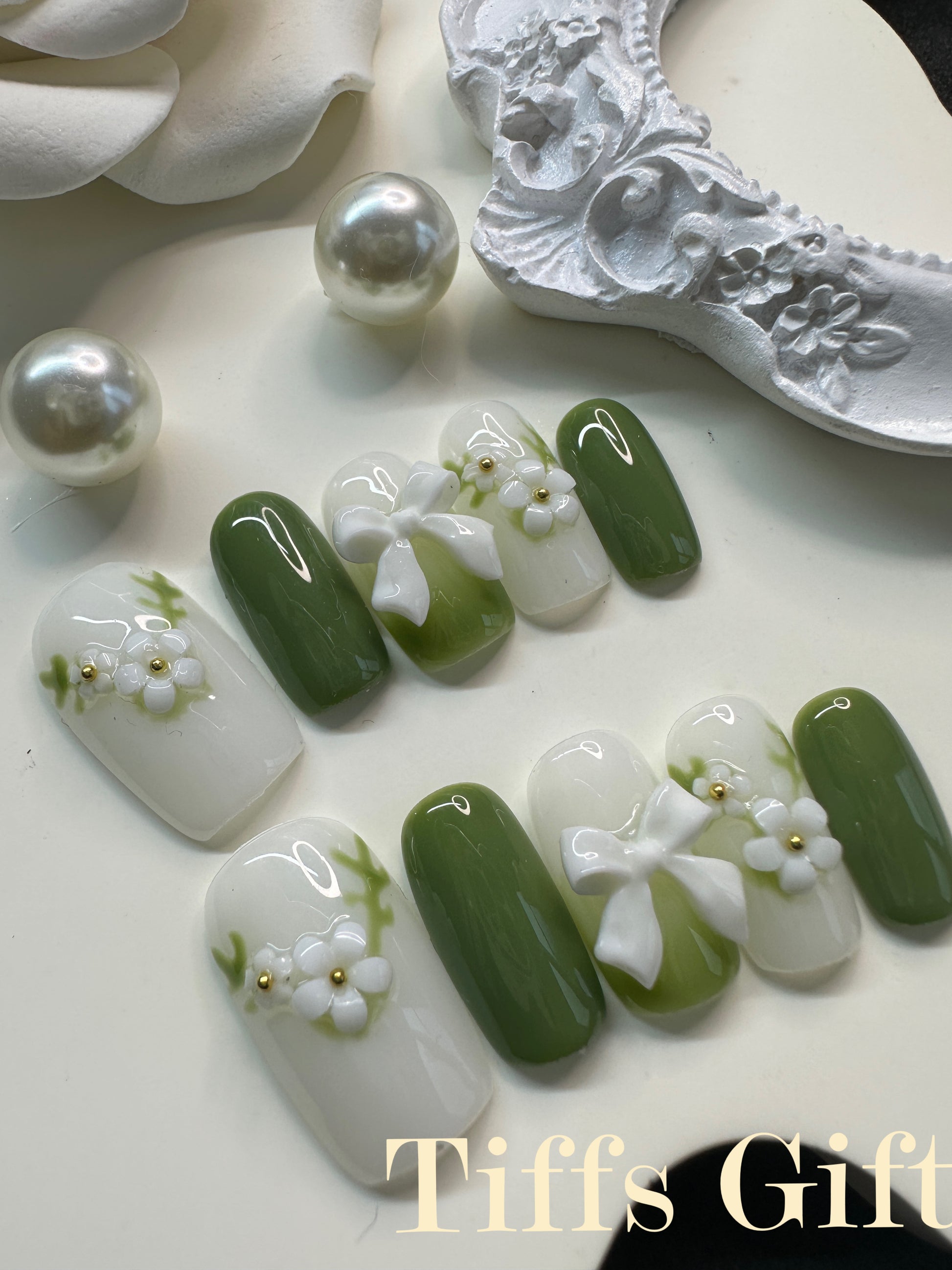 Spring green Reusable Hand Made Press On Nails - TiffsGift