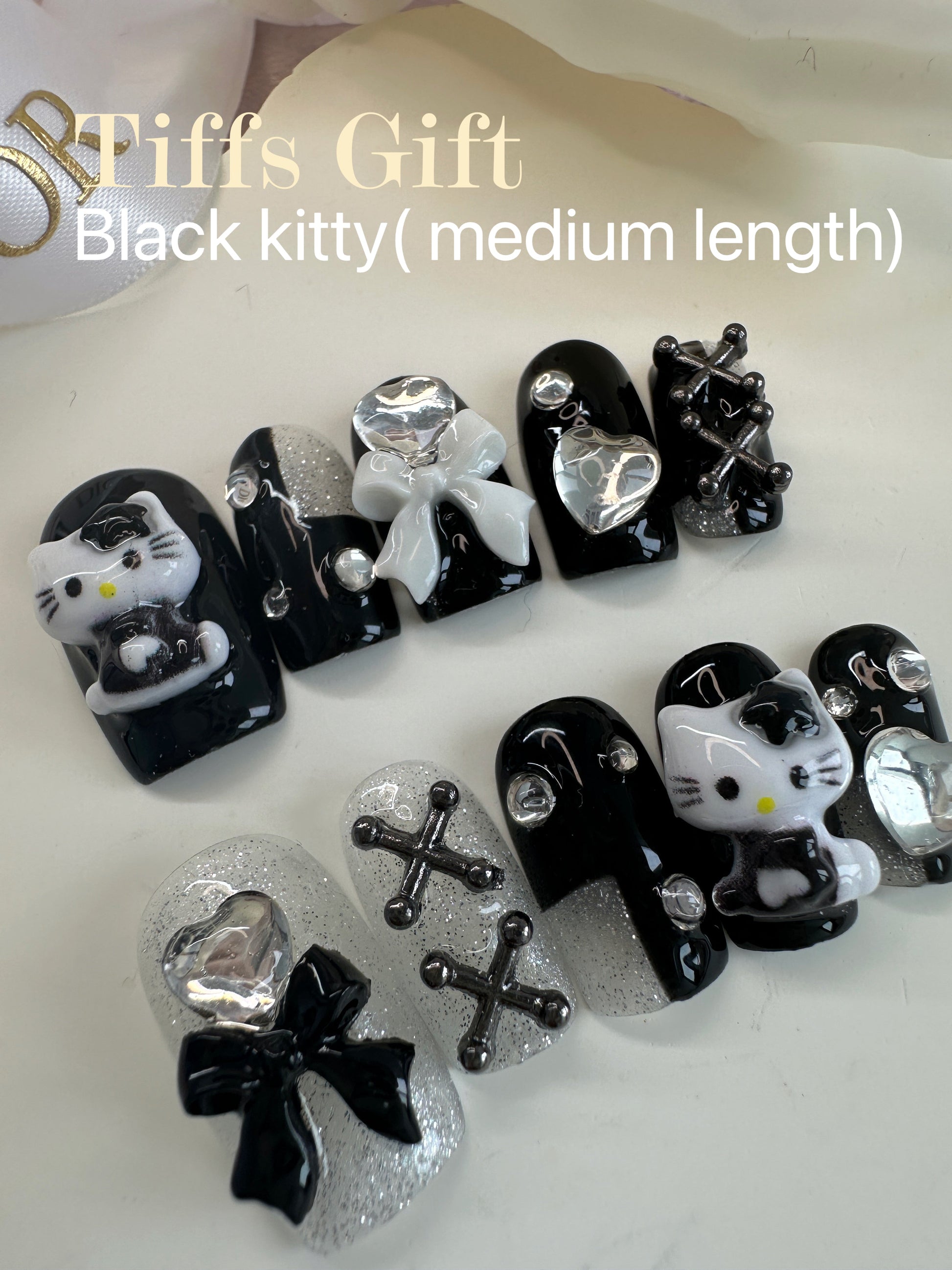 Kitty Hello(medium)Reusable Hand Made Press On Nails High Quality - TiffsGift